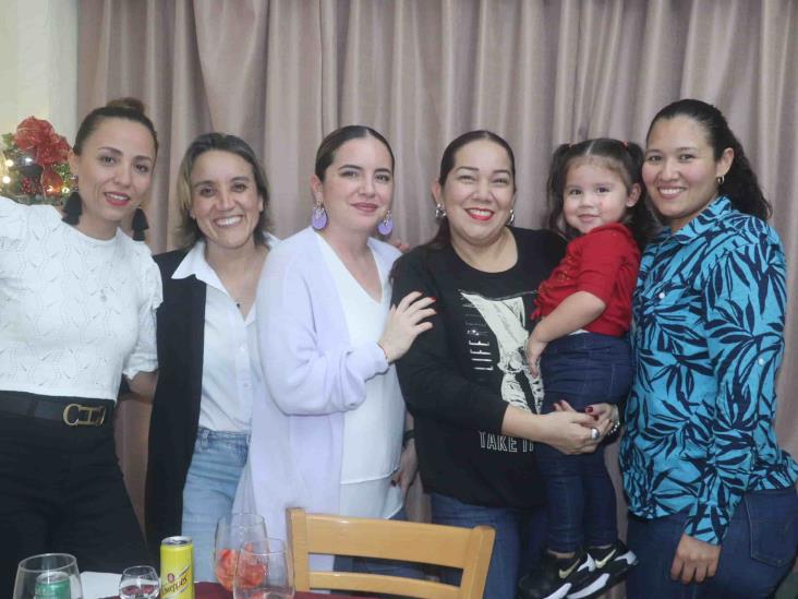 Vicky Iglesias de Ramos recibió dos festejos por cumpleaños