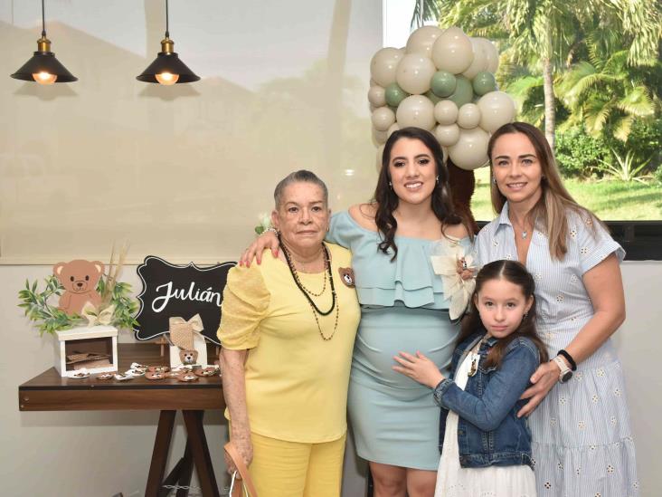 Mercedes Vallejo Maldonado protagoniza baby shower