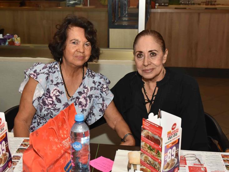 La Casa Enlace Club Virginia festeja el Día del Amor y La Amistad