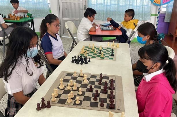 Brillan jóvenes en Juegos Deportivos Escolares