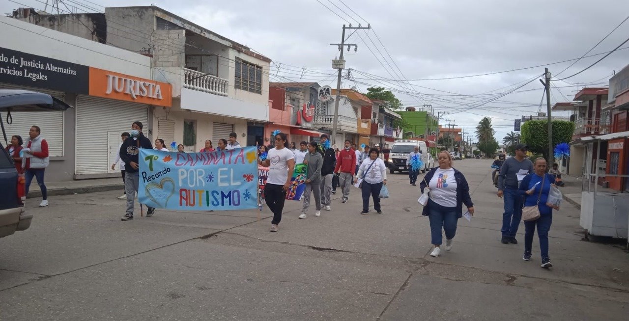 Conmemoran en Cosamaloapan el día del Síndrome de Asperger