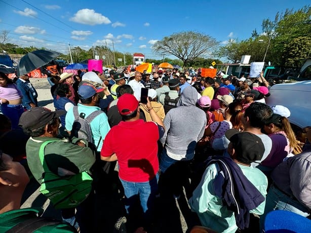 Tras 15 horas, pobladores retiran bloqueo en carretera Santa Fe – Paso del Toro