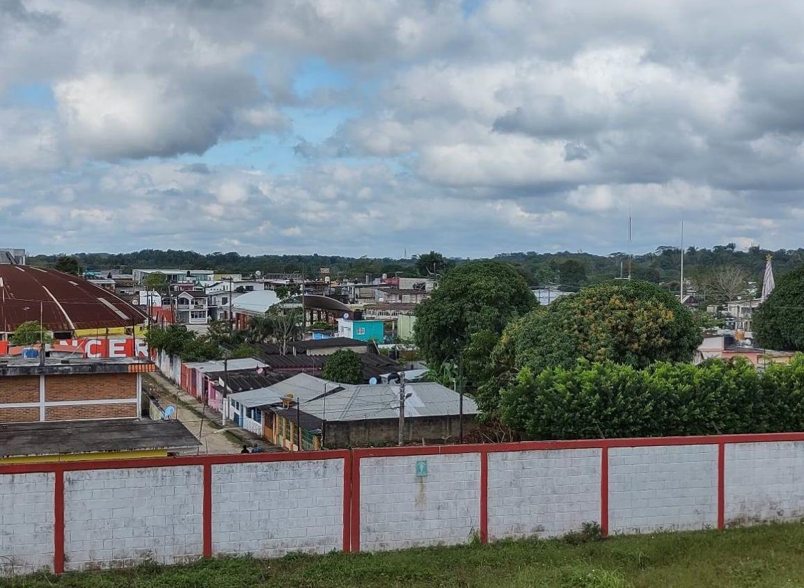 Una falla más vuelve a dejar sin energía eléctrica a Villa Cuichapa