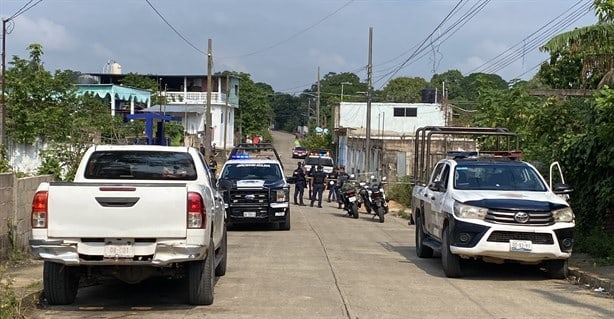 Lo duermen a plomazos; asesinato en vivienda de Cosoleacaque | VIDEO