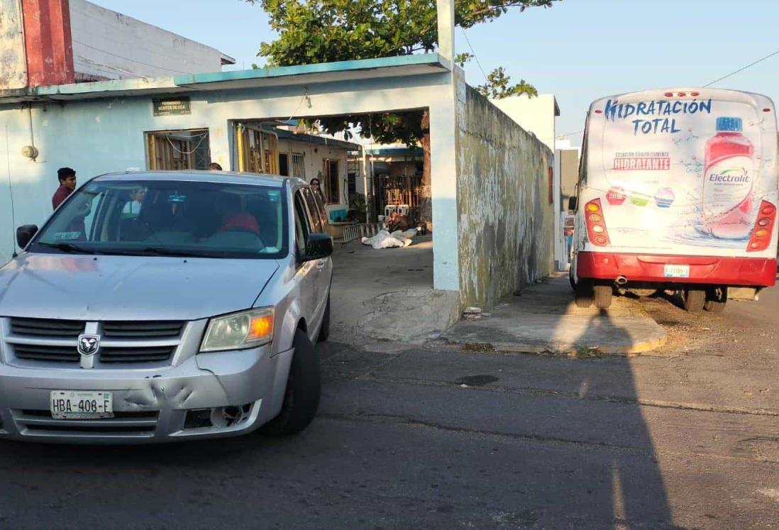 Pierde la vida al caer de una escalera en colonia Chapultepec, en Veracruz