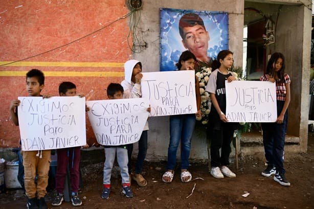 Dan el último adiós a Adán Javier, menor baleado por vigilantes en Veracruz | VIDEO