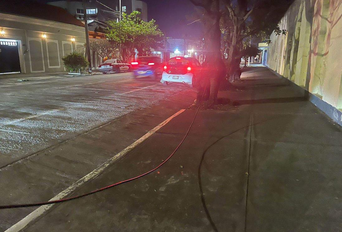 Alertan sobre cables colgados que podrían ocasionar accidente en Veracruz