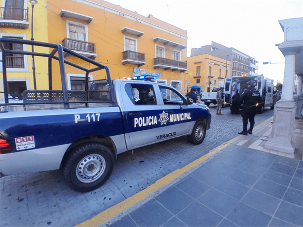 Avistan hombre macheteado deambulando por calles del Centro de Veracruz