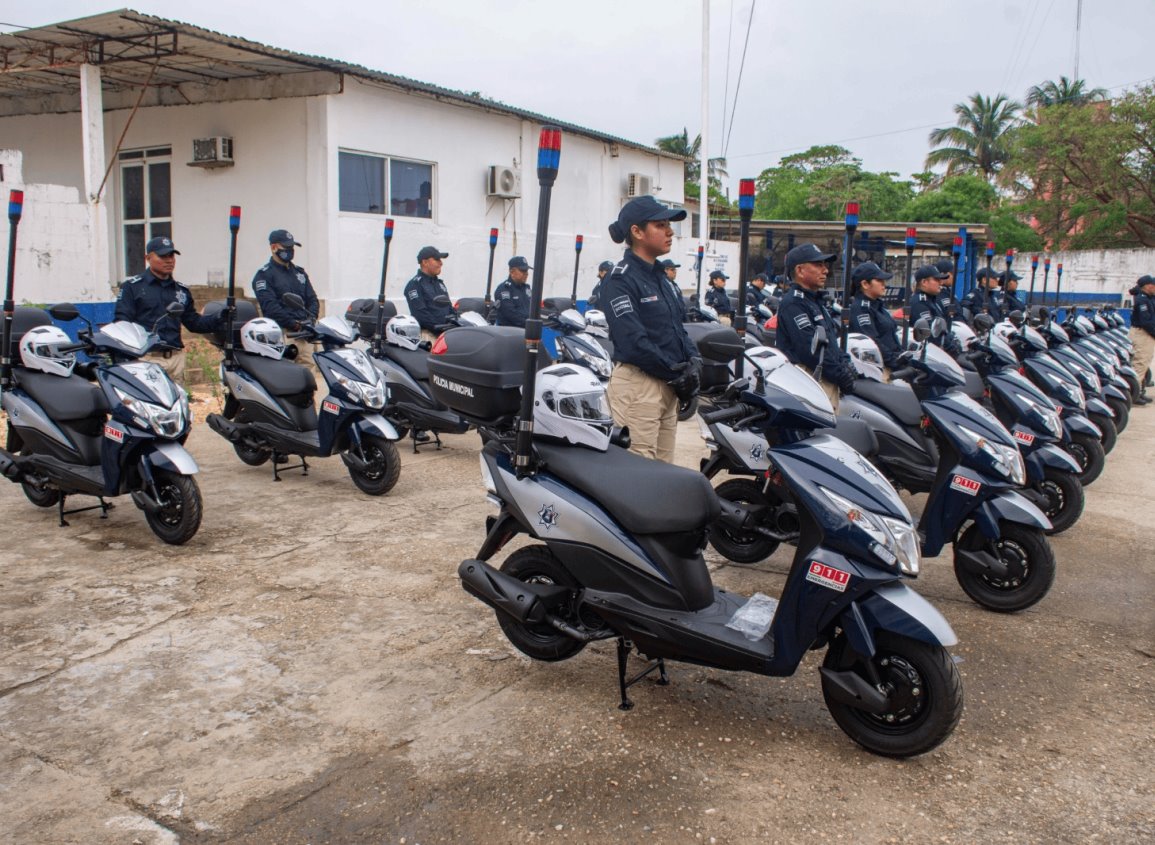 ¿Y las motopatrullas…? ¡En una bodega paisano...!