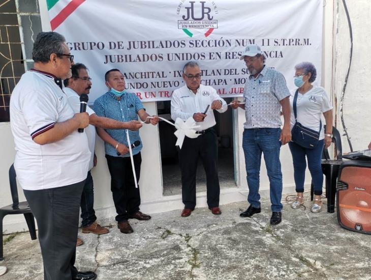 Jubilados petroleros de la sección 11 abren oficina en Nanchital