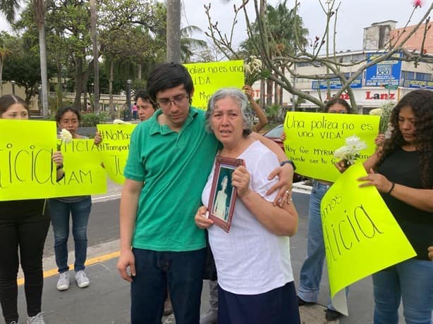 Familiares de Myriam Serrano piden que conductor se quede en la cárcel tras atropellarla | VIDEO