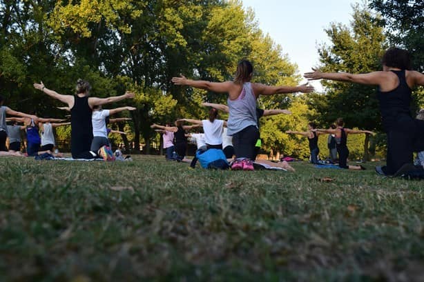 ¿Puede el ejercicio en el trabajo mejorar tu salud y productividad?