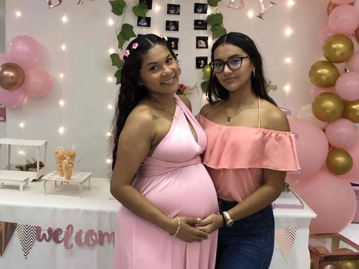 Denisse Becerra protagoniza ameno baby shower