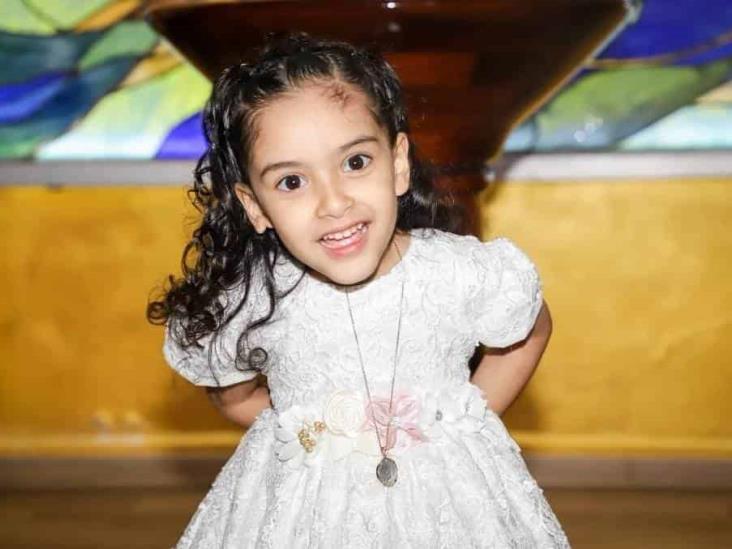 Isabella Kayser Melgar fue bautizada y cumplió 4 años de vida