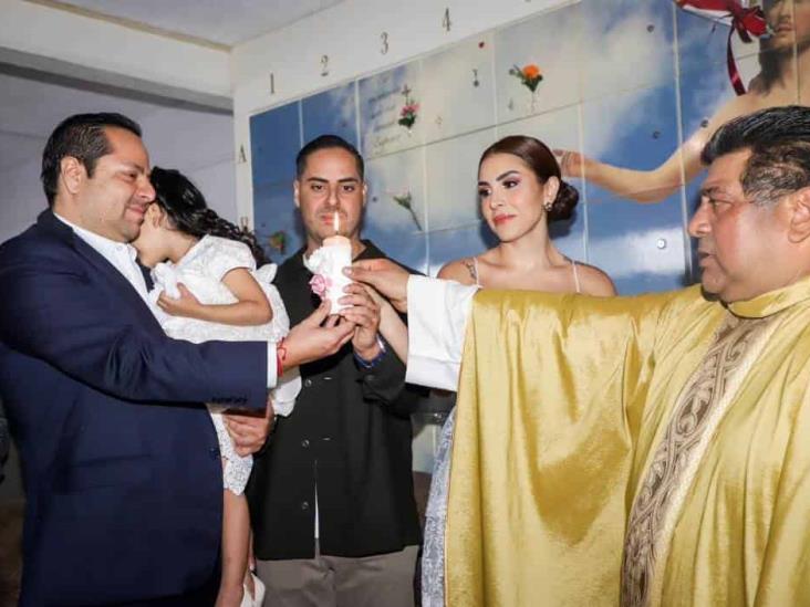 Isabella Kayser Melgar fue bautizada y cumplió 4 años de vida