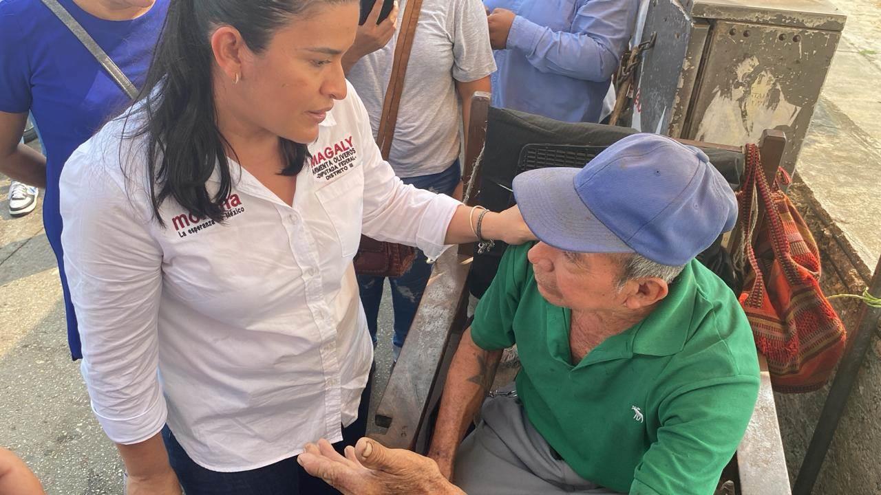 No vamos por una reelección, afirma Magaly Armenta en Acayucan