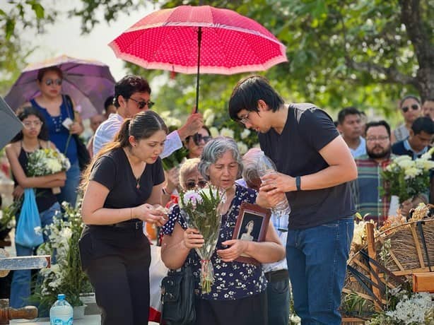 Despiden a la reportera Myriam Serrano Gamboa en panteón Jardín de Veracruz