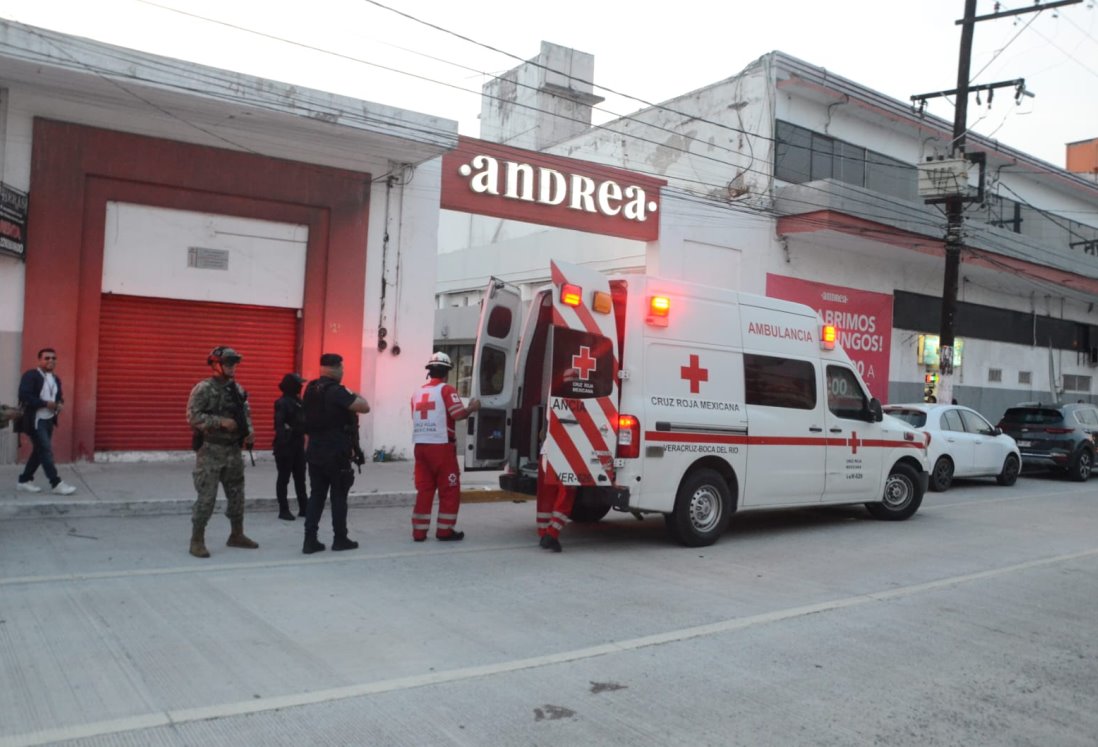 Conflicto en cantina de Veracruz escala a persecución callejera