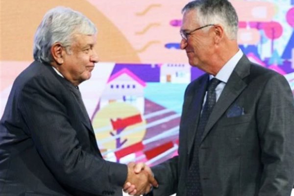AMLO revela que ofreció reducir adeudo de 8 mil mdp a deuda de Salinas Pliego