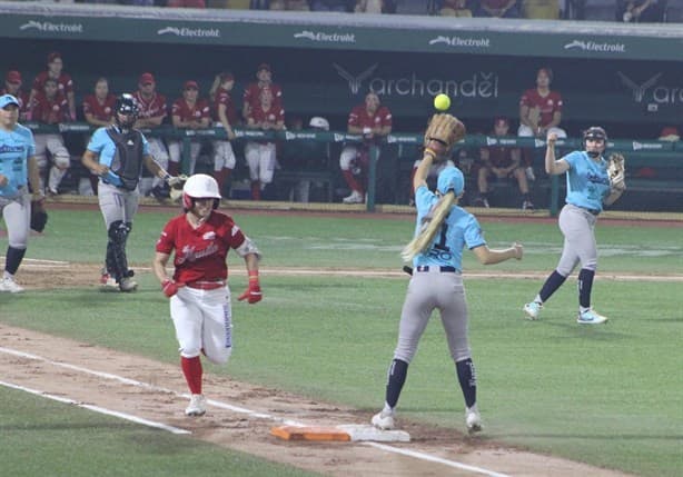 Pierde El Águila Femenil en extra innings