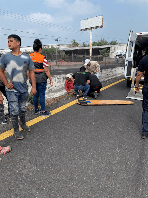 Pipa arrolla a señor de la tercera edad en Puente Nacional, Veracruz