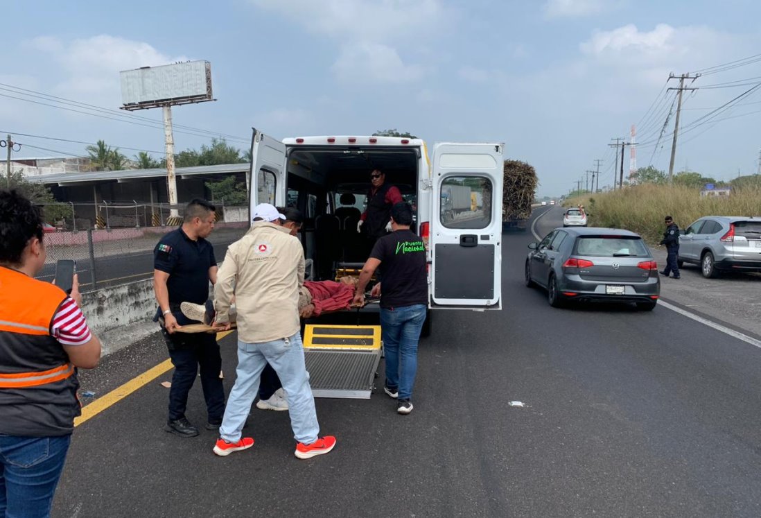 Pipa arrolla a señor de la tercera edad en Puente Nacional, Veracruz