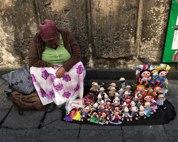 Más de la mitad de las mujeres en Veracruz viven en pobreza laboral