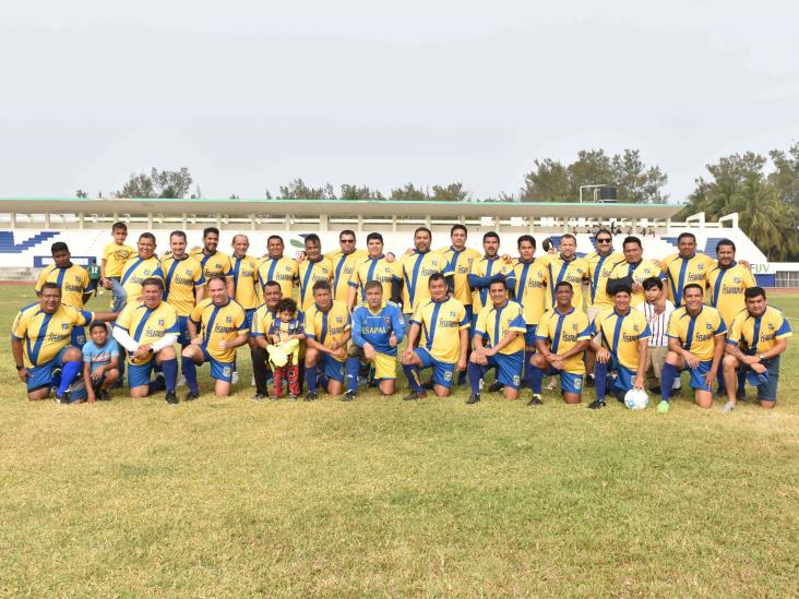 El equipo Fesapauv Jr es líder en la tabla de la Liga de Veteranos