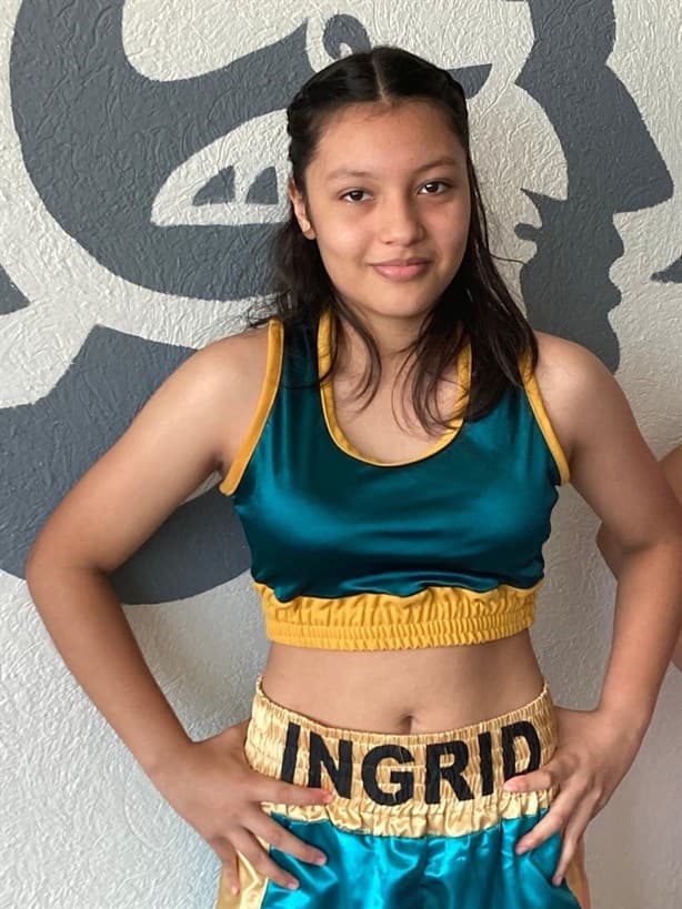 Briseida e Ingrid, niñas de 12 años que buscan ascender en el mundo del boxeo