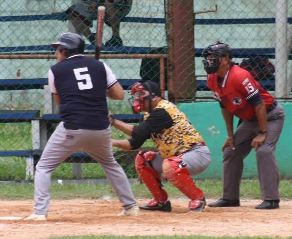 Partidos de vida o muerte en playoffs del softbol ADM