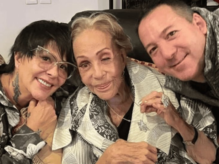 Silvia Pinal comparte mensaje de amor tras dejar el hospital