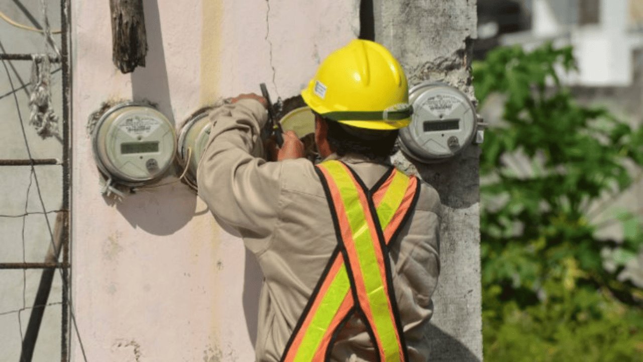 Cobros irregulares de luz en Veracruz