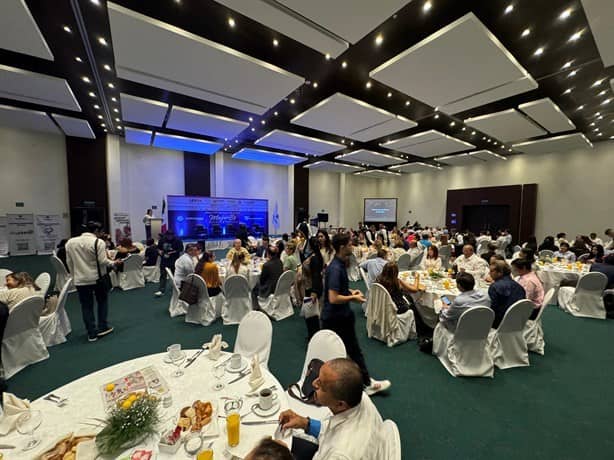 Coparmex Veracruz realiza desayuno de mujeres empresarias | VIDEO