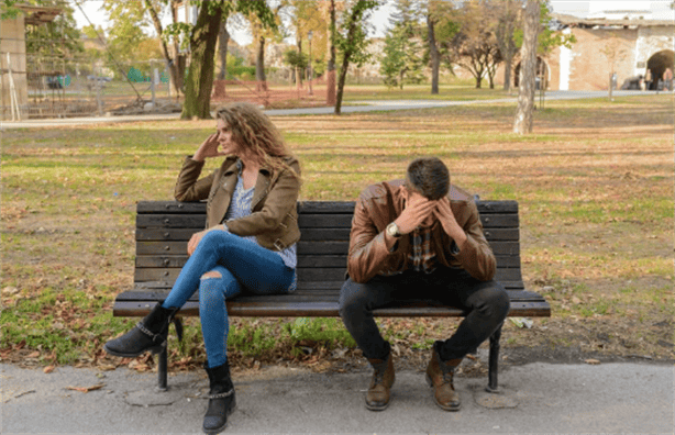 ¿Por qué las parejas terminan en marzo?; teoría de TikTok lo explica