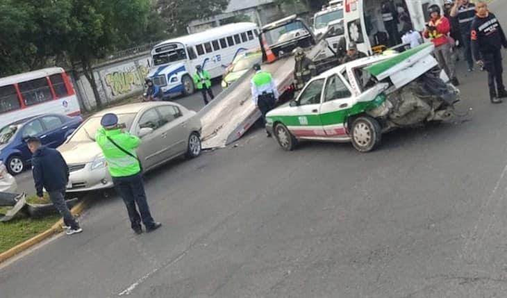 Accidente vehicular en el Boulevard Xalapa–Banderilla, deja tres lesionados 