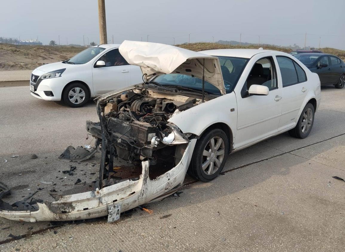 Choque múltiple en el Malecón deja cuantiosos daños