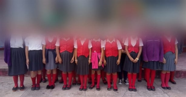 Primaria Benito Juárez: exigen cambio de uniforme a 4 meses de finalizar ciclo escolar ¡padres inconformes!