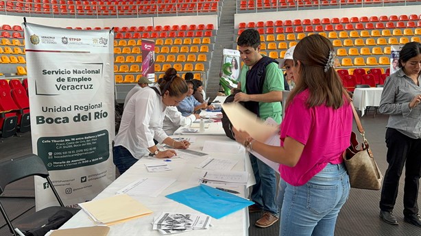 ¿Buscas trabajo? En este lugar de Veracruz realizan una feria del empleo | VIDEO