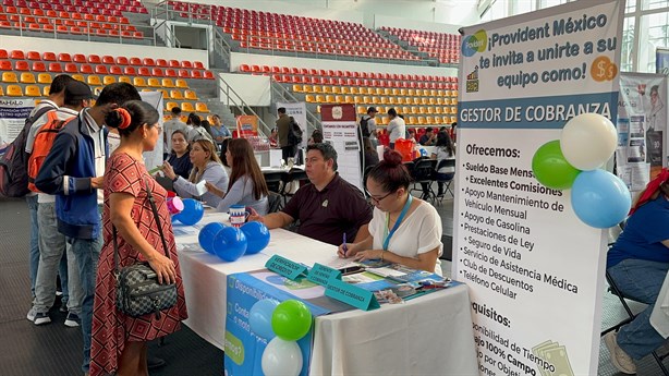 ¿Buscas trabajo? En este lugar de Veracruz realizan una feria del empleo | VIDEO