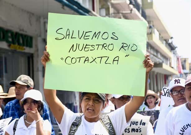 Tandeos, síntoma de emergencia de agua en Xalapa