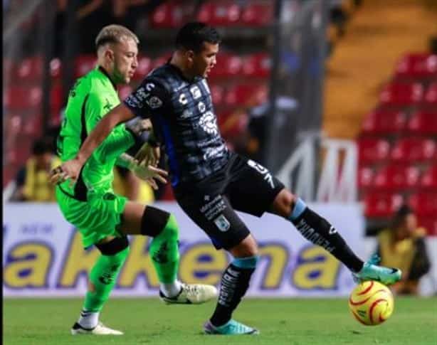 Suma Querétaro valiosa victoria en su corral