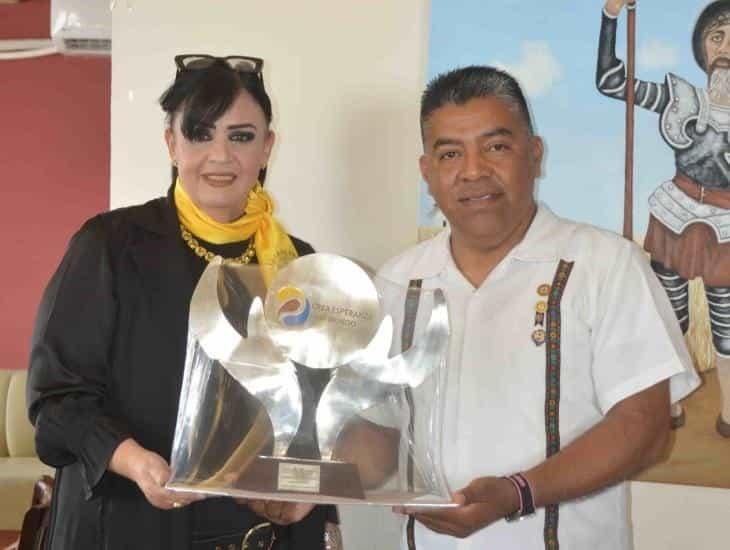 Club Rotario Veracruz Libertad entrega Trofeo de la Amistad