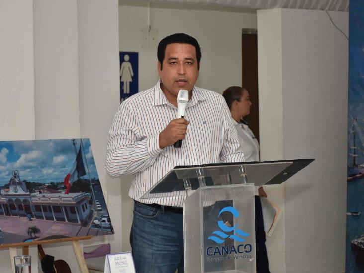 Realiza Canaco Servytur desayuno empresarial del mes de marzo