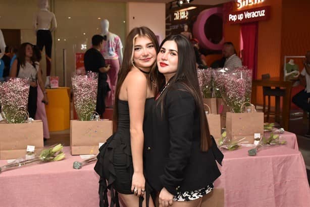 Influencers disfrutan cóctel de preapertura de la Pop Up Store de SHEIN México, en Plaza Andamar