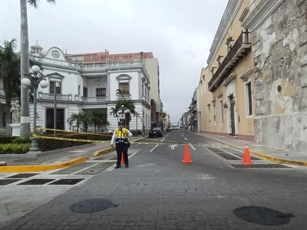 Cierre vial en avenida Independencia por desfile de la Expropiación Petrolera en Veracruz