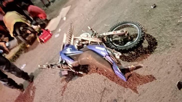 Accidente de moto deja a dos menores lesionados en Vega de Alatorre