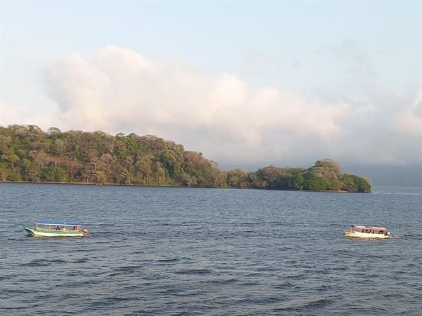 Lancheros ahora están bajo el mando de la Marina; deben tener seguro de vida