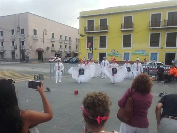 Ballet folklórico de Veracruz busca apoyo para viajar a Colombia