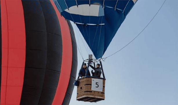 Hombre cae de globo aerostático en pleno vuelo en Australia, ¿Qué sucedió?