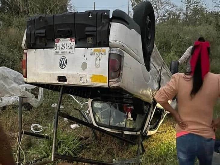 Chocan dos camiones en Cotaxtla